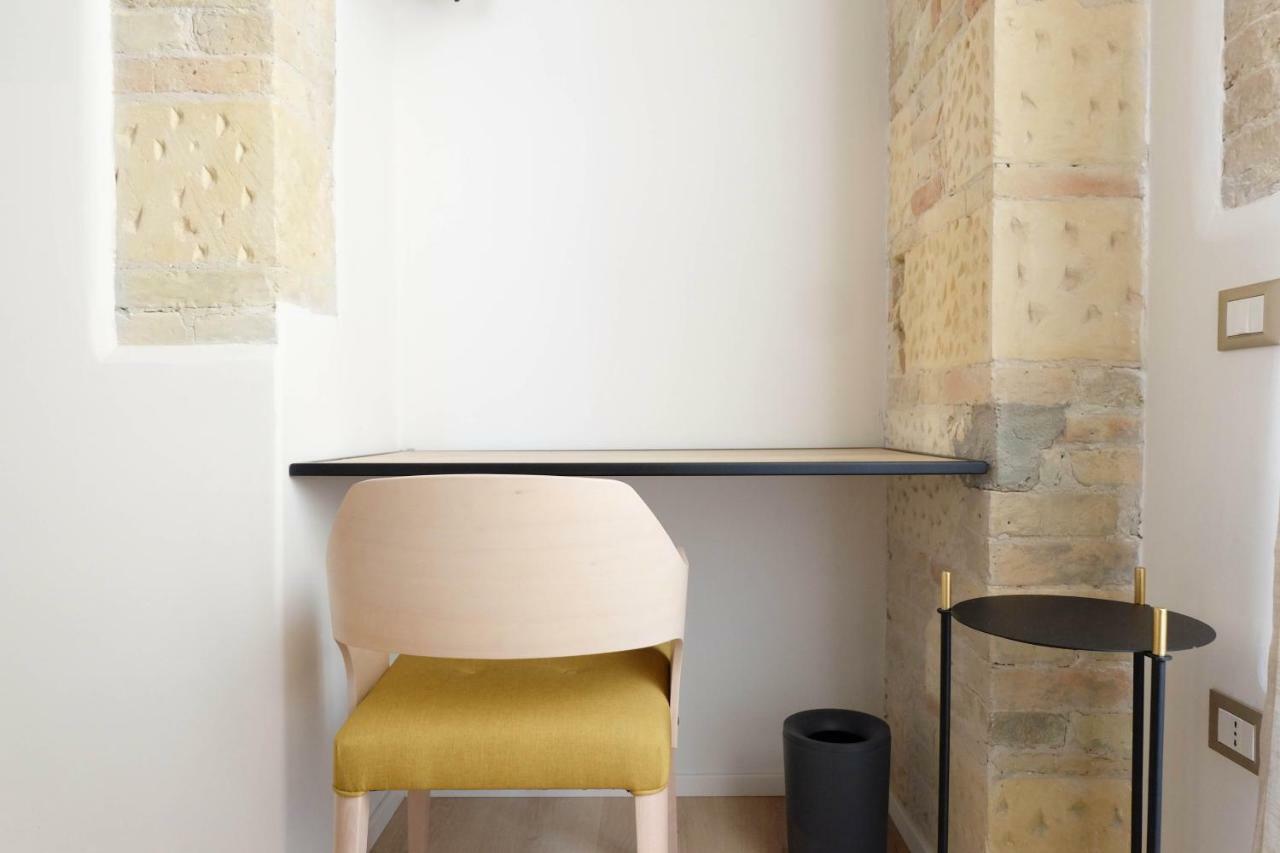 Orma Design Rooms - Historic Centre Каляри Екстериор снимка