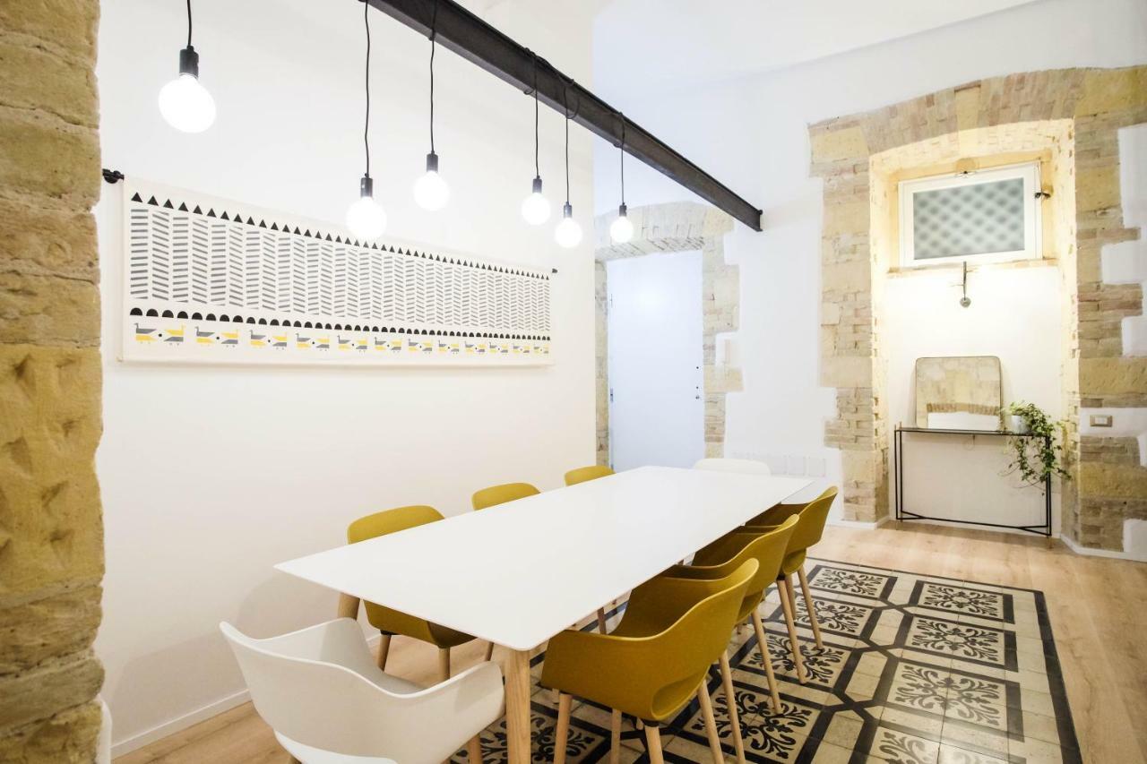 Orma Design Rooms - Historic Centre Каляри Екстериор снимка
