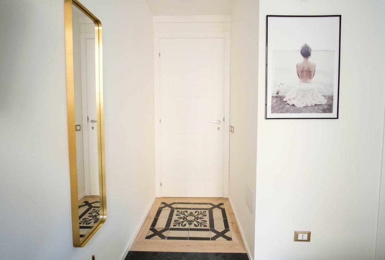 Orma Design Rooms - Historic Centre Каляри Екстериор снимка